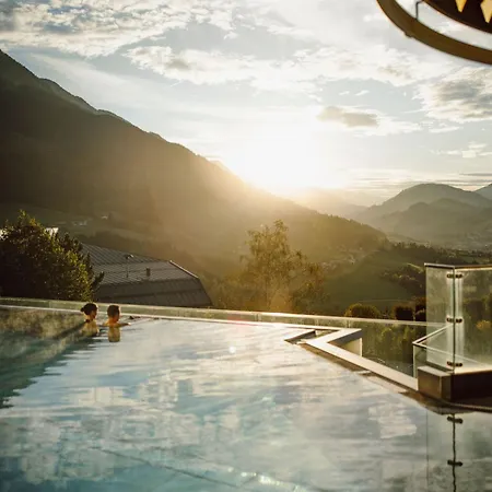 Hotel Alpina Alpendorf 4*