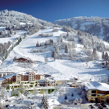 Alpina Alpendorf Hotel