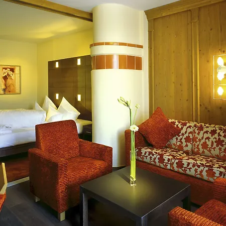 Alpina Alpendorf Hotel