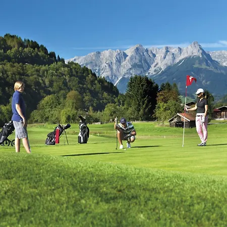 Alpina Alpendorf Hotel