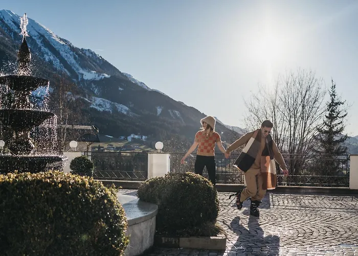 Alpina Alpendorf Hotel 4*