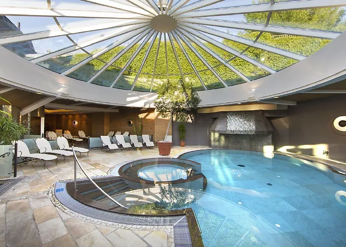 Alpina Alpendorf Hotel