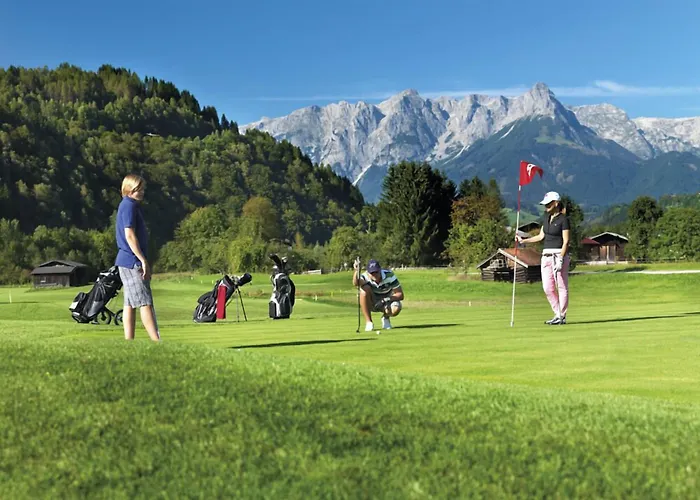 Alpina Alpendorf Hotel